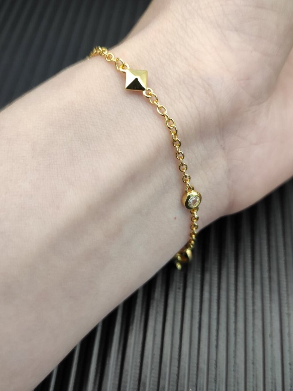 David Yurman Gold Petite Modern Diamond Bracelet - Picture 7 of 7